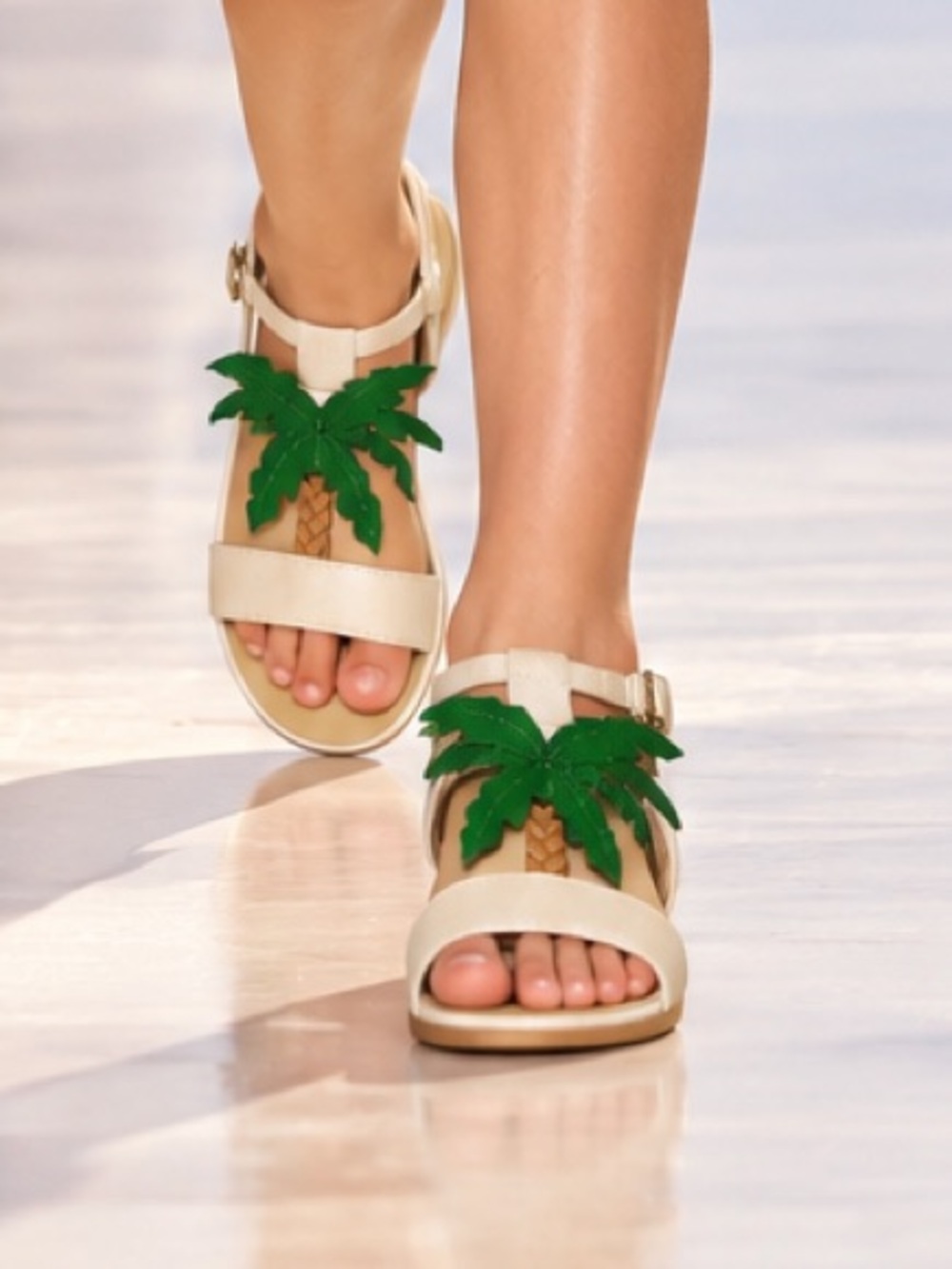 Janie and Jack White Sandals with Green Accent SIZE:9